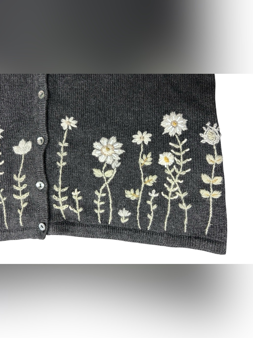 Vintage Talbots Gray Floral Knitted MOP Button Cardigan Petite MED GrandmaCore - Picture 8 of 8